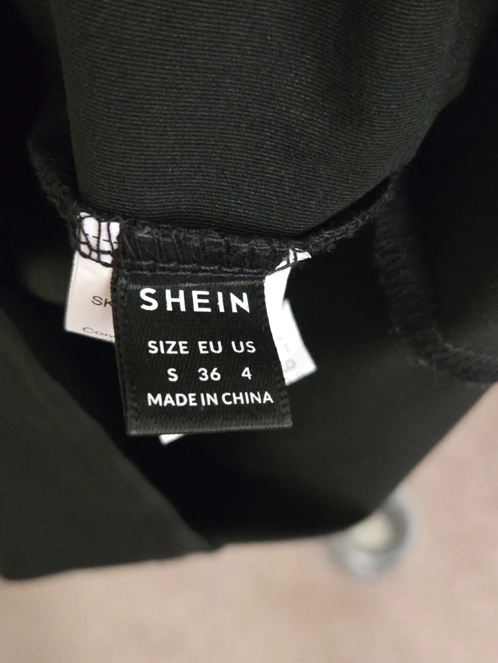 SHEIN Black Sleeveless Mock Neck Bodycon Dress
